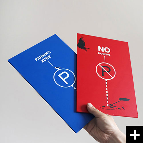 주차금지와 주차구역안내 표지판이 함께 있는 The heart of bird 입니다.